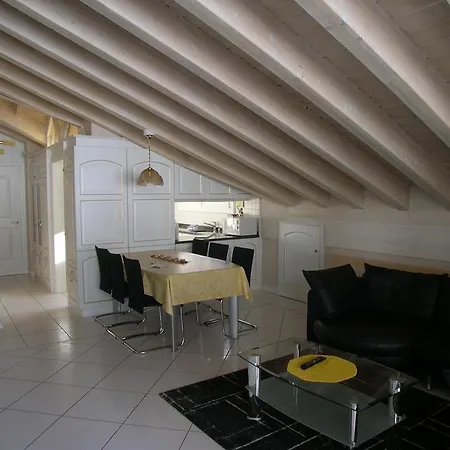 Adlerhorst Apartmán *